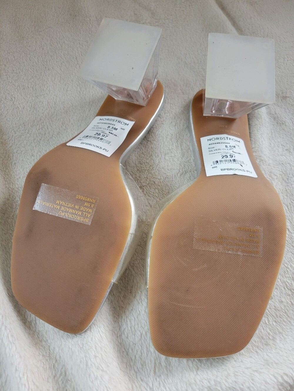 ✨️HP✨️Nordstrom | bp | EUC Metallic Silver/Clear Open Toe Block Heeled Mules - Picture 10 of 10